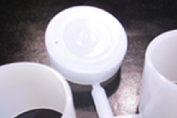 P1 LIQUID CELL WITH HAT